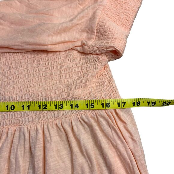 Torrid Peach Babydoll Top Smocked Off-Shoulder Bell Sleeve Size 2x 18/20 - Picture 7 of 9